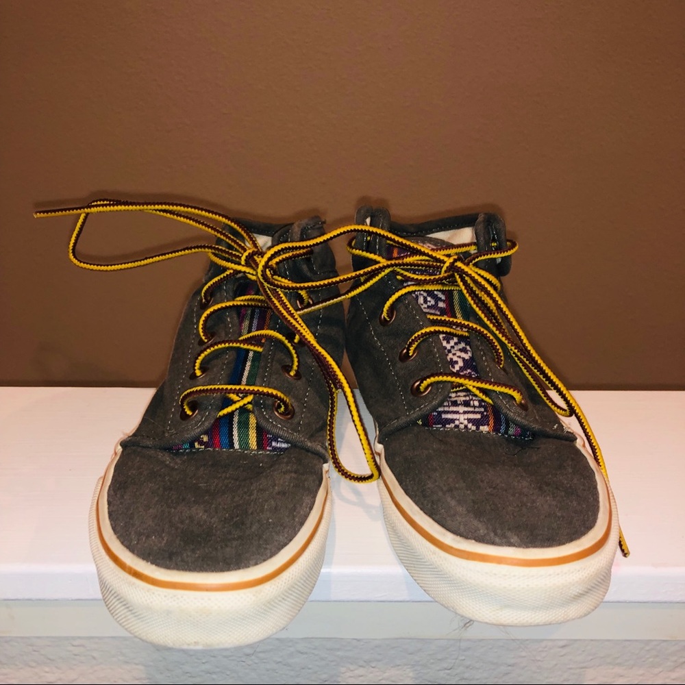 VANS Women’s size 7, lightly worn